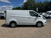 Ford Transit Custom SWB L1H1 [SOLD SM] Low Roof Limited 280 Air Con Alloys Sensors EURO 6 5