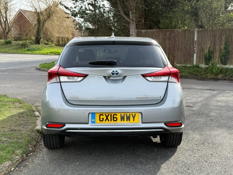 Toyota Auris VVT-I EXCEL HYBRID AUTO 5
