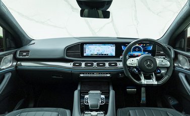 Mercedes-Benz GLS 63 Night Edition Executive 21