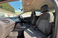 Vauxhall Astra DESIGN S/S.. AUTOMATIC.. 5 SERVICES.. BLUETOOTH.. DAB.. CRUISE CONTROL..A/C 16