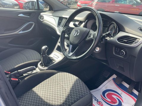 Vauxhall Astra 1.5 Turbo D Business Edition Nav Euro 6 (s/s) 5dr 19