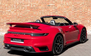 Porsche 911 Turbo S Cabriolet (992) 7