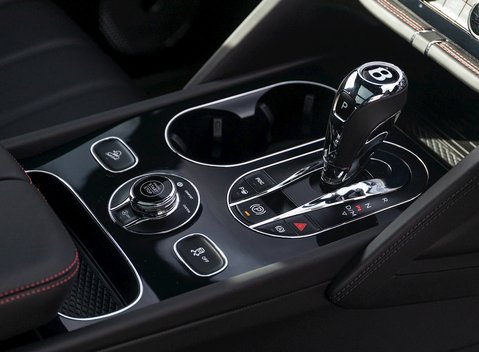 Bentley Bentayga V8 First Edition 23