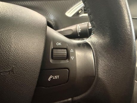 Peugeot 2008 1.2 PureTech Urban Cross Euro 6 (s/s) 5dr 15