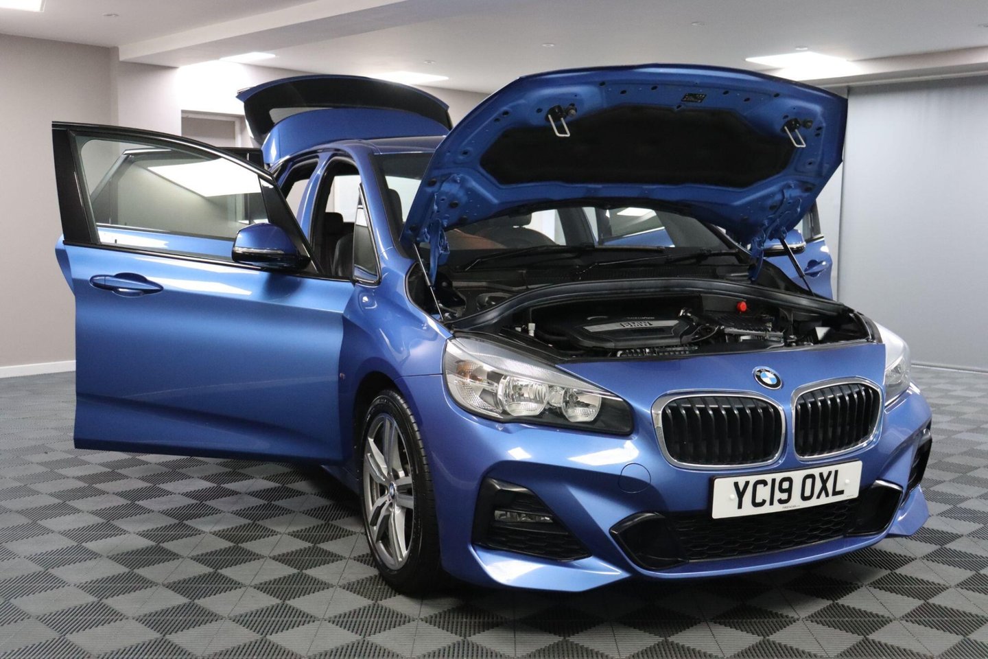 2019 BMW 2 Series — image 12