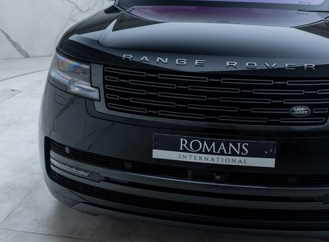 Land Rover Range Rover P530 FIRST EDITION LWB 35