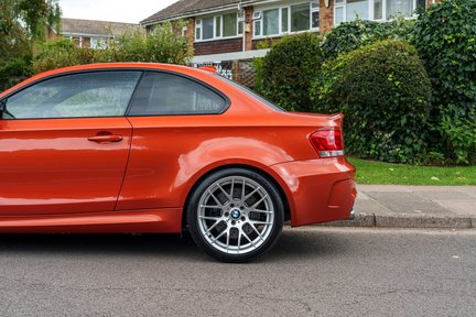 BMW 1 Series M 12