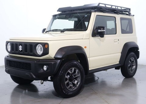 Suzuki Jimny SZ5 4X4 7