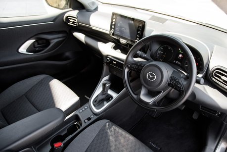 Mazda 2 Hybrid AGILE