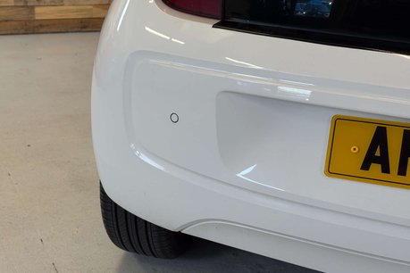 Volkswagen Up 1.0 High up! Hatchback 5dr Petrol ASG Euro 6 (75 ps) 64