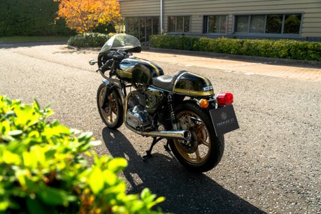 Ducati 900 SS DESMO. EXCELLENT EXAMPLE. NEW GASKETS. UPDATED CARBS. SINGLE & DUAL SEAT 29