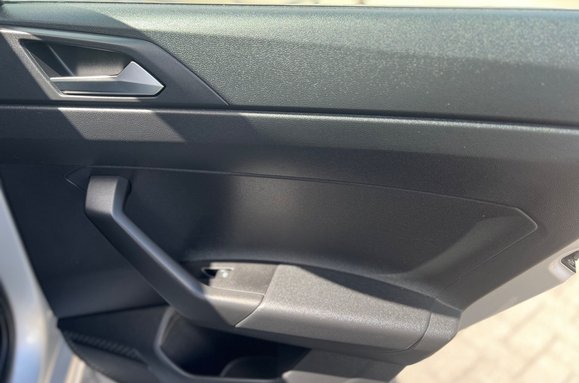 Volkswagen Polo SE TSI DSG AUTOMATIC 5 DOOR 23