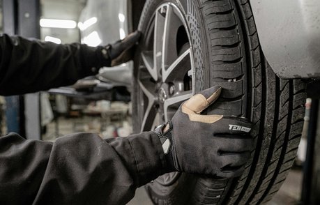 MOT Tester / Mechanic – Full-Time – £32,000+ per annum