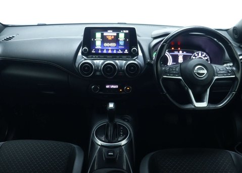 Nissan Juke 1.6 N-Connecta SUV 5dr Petrol Hybrid Auto Euro 6 (143 ps) 21