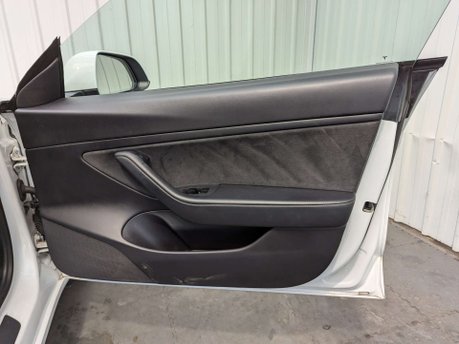 Tesla Model 3 Model 3 Long Range AWD 4WD 4dr 53