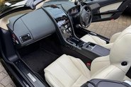 Aston Martin Vantage S V8 ROADSTER 19