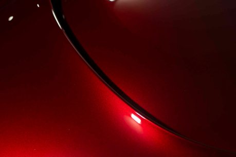 Aston Martin Vantage V12. 1 OF 333. OVER £45K IN OPTIONS. LIGHTWEIGHT PACKAGE. LIVERY PACKAGE. 53