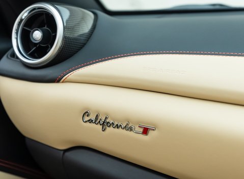 Ferrari California T HANDLING SPECIALE 25