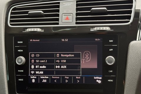 Volkswagen Golf GT TDI BMT  DSG - CAMERA -CARPLAY -8 SERVICES - 2 OWNERS -NEW MOT 41