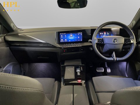 Vauxhall Astra 1.6 12.4kWh GS Hatchback 5dr Petrol Plug-in Hybrid Auto Euro 6 (s/s) (180 p 19