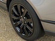 Land Rover Range Rover WESTMINSTER BLACK 36