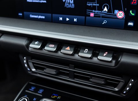 Porsche 911 Targa 4S (992) 30