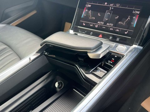 Audi E-Tron e-tron 55 Quattro 4WD 5dr - NATIONAL DELIVERY* 30