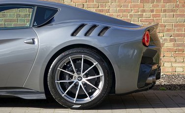 Ferrari F12 TDF 13