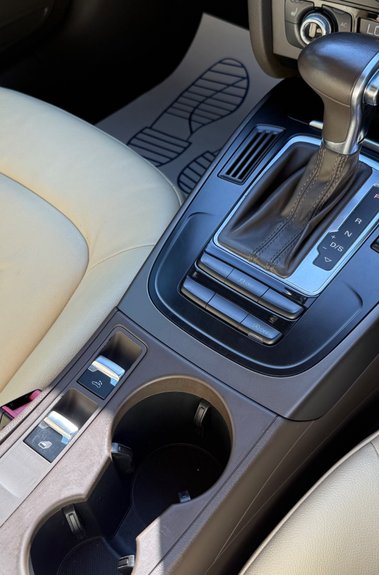 Audi A5 3.0 TDI QUATTRO SE - £9K OPTIONS LIST - 9 SERVICES -RARE COLOUR COMBO 