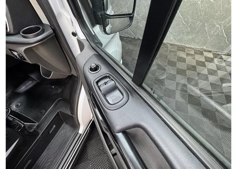 Ford Transit Custom 2.0 280 EcoBlue Limited Panel Van 5dr Diesel Manual L1 H1 Euro 6 (s/s) (130 31