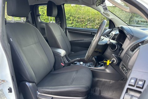 Isuzu D-Max Extended Cab 1.9 4x4 Pickup 4