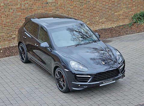 Porsche Cayenne GTS 3