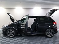 Ford Fiesta ST-LINE 6