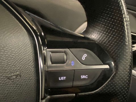 Peugeot 3008 1.6 3008 GT Line Premium PureTech S/S Auto 5dr 17