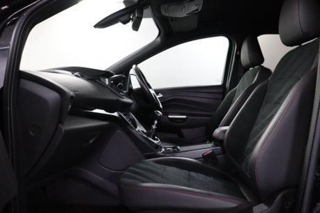 Ford Kuga ST-LINE 43