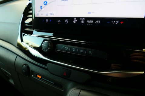 Ford Transit 2.0 Transit 350 Limited EcoBlue Auto 5dr 31