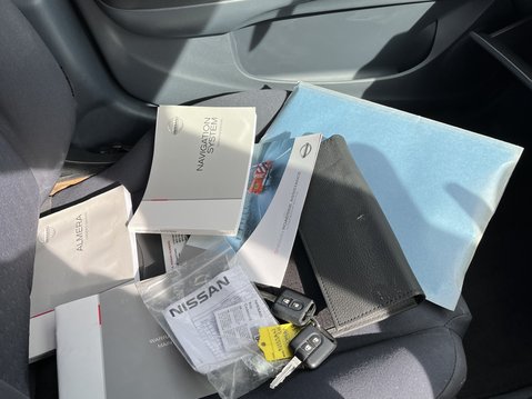 Nissan Almera 1.8 16v SXE 5dr 28