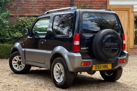 Suzuki Jimny SZ4 14