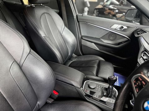 BMW 1 Series 1.5 118i M Sport 5dr 31