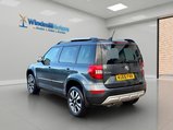 Skoda Yeti 2.0 TDI Laurin & Klement Outdoor DSG 4WD Euro 6 (s/s) 5dr 9
