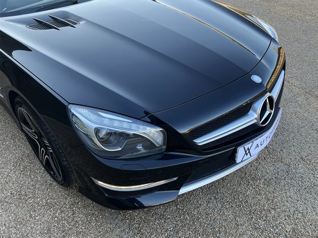 Mercedes-Benz SL Series SL63 AMG 32