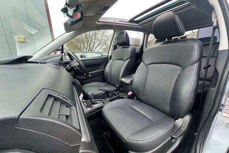 Subaru Forester 2.0 Forester i XT Symmetrical AWD CVT 4WD 5dr 38