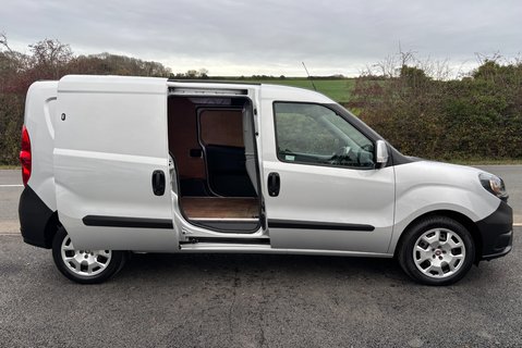 Fiat Doblo 1.6 16V 105 ps Tecnico Maxi Multijet II 11