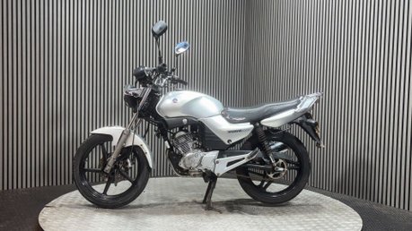 Yamaha YBR 125 2005 20K CARBED MODEL PROJECT LEARNER BIKE 125CC 4