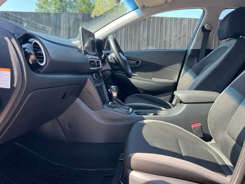 Hyundai KONA GDI PREMIUM 3