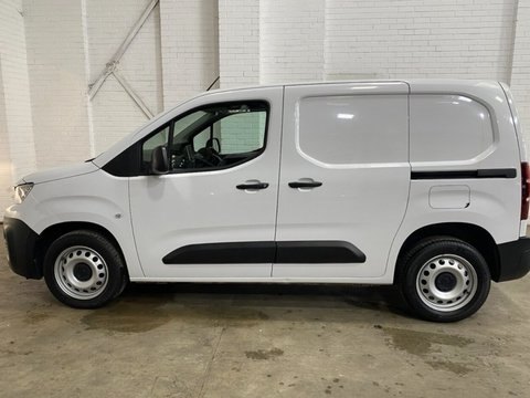Peugeot Partner BLUEHDI PROFESSIONAL PREMIUM PLUS L1 11