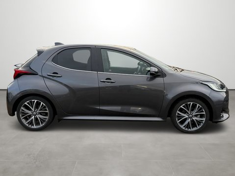 Toyota Yaris 1.5 Hybrid Excel 5dr CVT 9