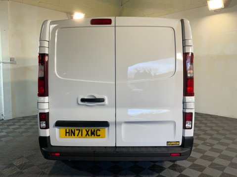 Renault Trafic 2.0 dCi ENERGY 30 Business+ LWB Standard Roof Euro 6 (s/s) 5