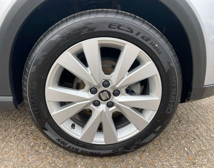 SEAT Arona 1.0 Arona SE Technology TSi Semi-Auto 5dr 15