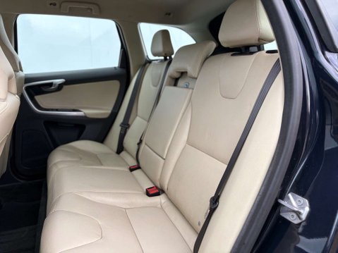 Volvo XC60 2.4 XC60 SE Luxury Nav D5 AWD Auto 4WD 5dr 50